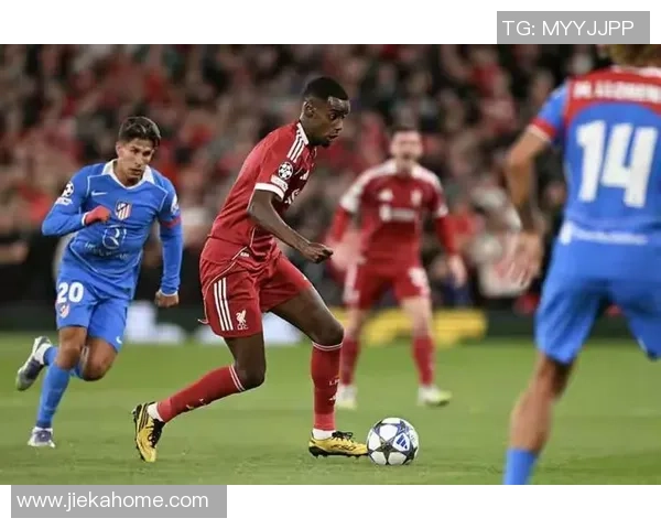 国王杯精彩对决多特蒙德大胜切尔西引发争议判罚热议 国王杯精彩对决多特蒙德大胜切尔西引发争议判罚热议