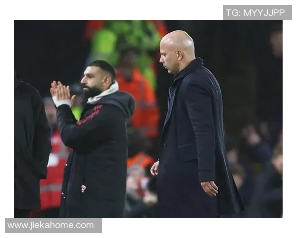 意甲激战国米凭借绝杀逆转利物浦全场沸腾战术解析与精彩瞬间回顾 意甲激战国米凭借绝杀逆转利物浦全场沸腾战术解析与精彩瞬间回顾