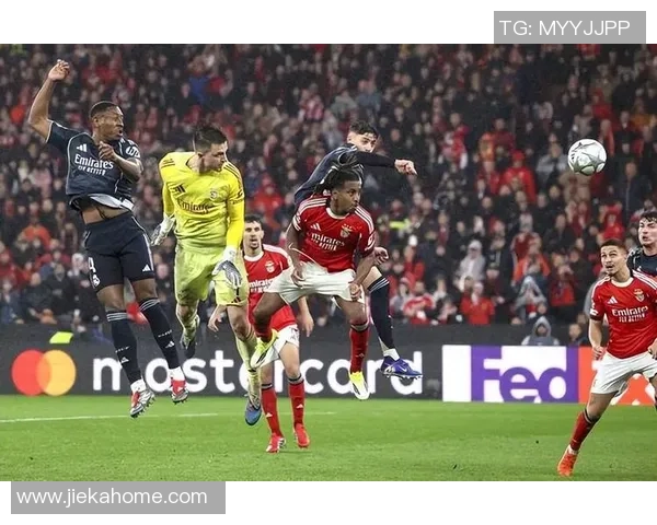 英超激战：本菲卡大胜AC米兰五球狂潮战术解析引发热议