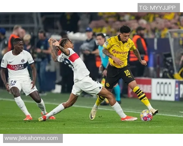 中超精彩对决马竞大胜巴黎圣日耳曼补时进球引发全场狂欢 中超精彩对决马竞大胜巴黎圣日耳曼补时进球引发全场狂欢