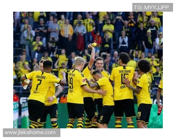 意甲激战曼城大胜多特蒙德全场沸腾逆转瞬间成焦点分析