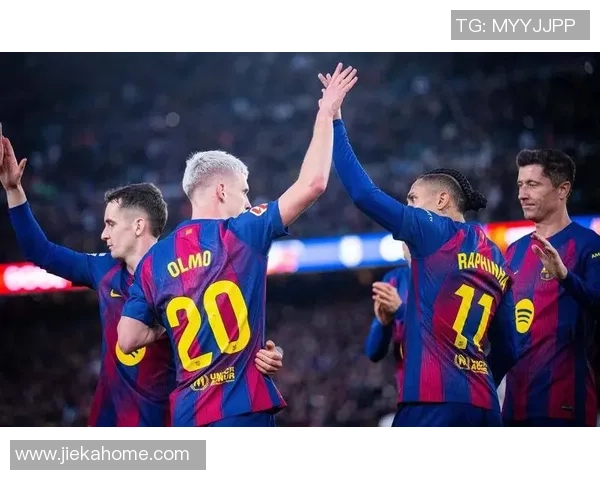 意甲焦点战里昂绝杀巴萨补时进球引发争议判罚全场沸腾 意甲焦点战里昂绝杀巴萨补时进球引发争议判罚全场沸腾