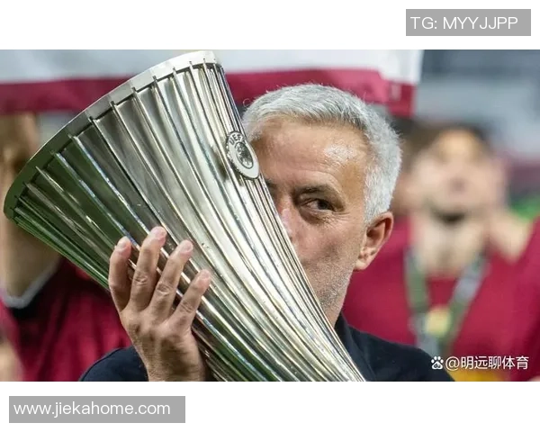 友谊赛惊现冷门那不勒斯逆转波尔图上演帽子戏法精彩瞬间